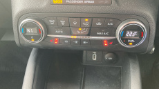 Ford Focus 1.0 EcoBoost 125 Titanium 5dr Petrol Hatchback